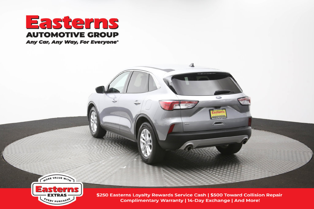 Used 2022 Ford Escape SE FWD image 67