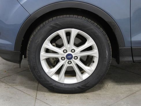 Used 2018 Ford Escape SE image 18