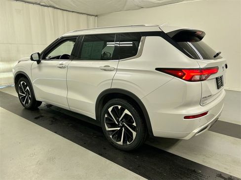 Used 2022 Mitsubishi Outlander SEL image 7