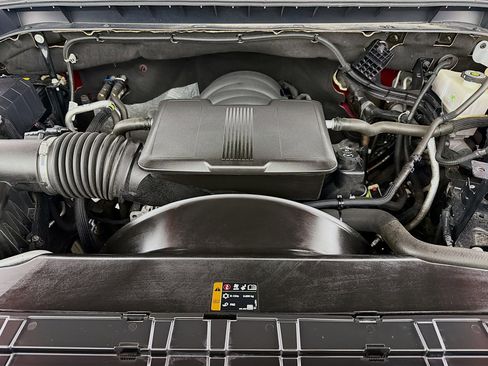 Used 2020 GMC Sierra 2500 SLT w/ Technology Package image 32