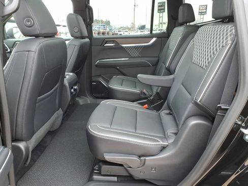 New 2026 GMC Acadia Denali w/ Super Cruise Package AWD/4WD image 13