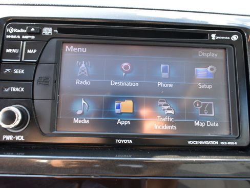 Used 2013 Toyota Sequoia SR5 AWD/4WD image 22