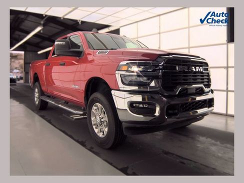 Used 2026 RAM 2500 Big Horn AWD/4WD image 1