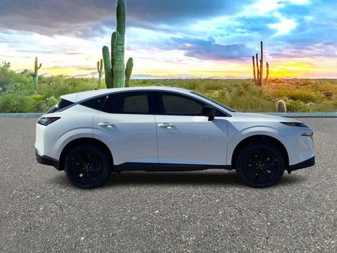 Used 2025 Nissan Murano SV image 6