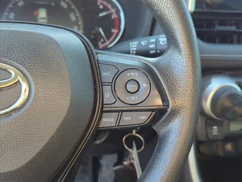Used 2023 Toyota RAV4 LE FWD image 15