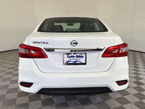 Used 2017 Nissan Sentra S FWD image 10