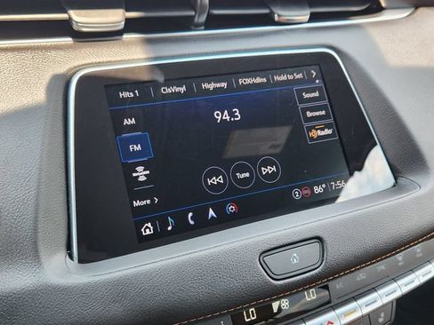 Used 2022 Cadillac XT4 Premium Luxury w/ Enhanced Visibility Package AWD/4WD image 14