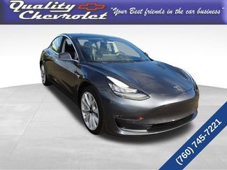 Used 2018 Tesla Model 3 Long Range RWD video 1