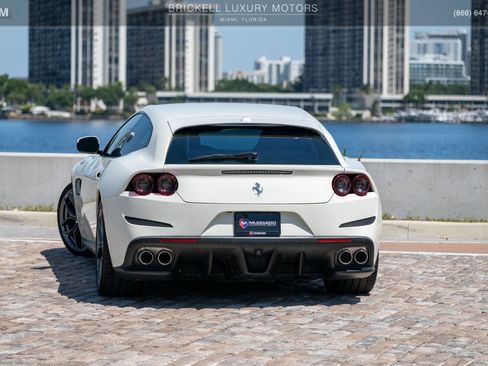 Used 2018 Ferrari GTC4Lusso T RWD image 3