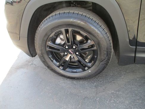 Used 2022 GMC Terrain AT4 w/ Infotainment Package II image 15