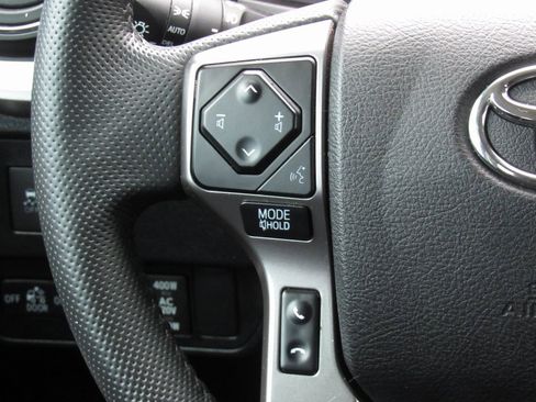 Used 2021 Toyota Tacoma SR5 image 28