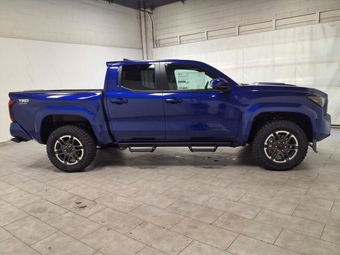New 2025 Toyota Tacoma TRD Sport image 10