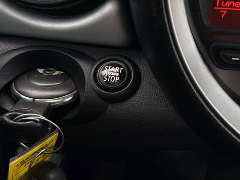 Used 2011 MINI Cooper Hardtop image 29