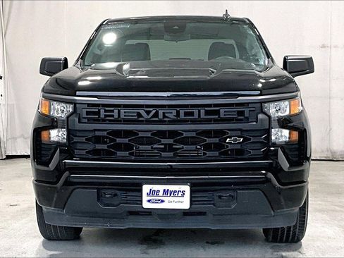 Used 2025 Chevrolet Silverado 1500 Custom w/ LPO, Dark Essentials Package image 3
