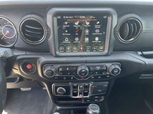 Used 2021 Jeep Gladiator Overland AWD/4WD image 22