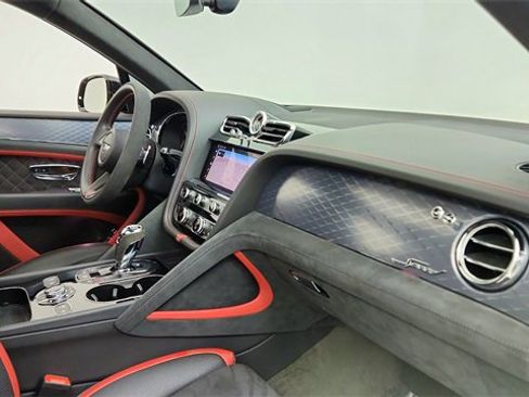 Used 2022 Bentley Bentayga Speed image 19
