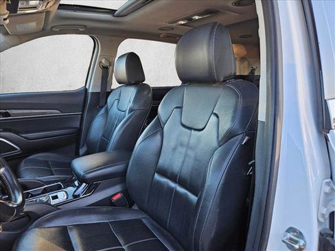Used 2021 Kia Telluride EX w/ EX Premium Package image 16