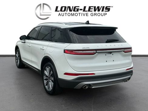 Used 2022 Lincoln Corsair Reserve w/ Elements Package FWD image 4