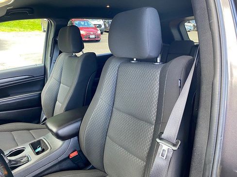 Used 2021 Jeep Grand Cherokee Laredo AWD/4WD image 26
