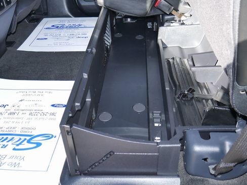 Used 2017 Ford F250 Lariat w/ Lariat Ultimate Package image 35