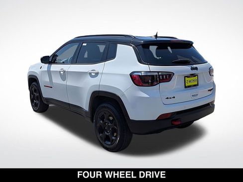 Certified 2024 Jeep Compass Trailhawk AWD/4WD image 3