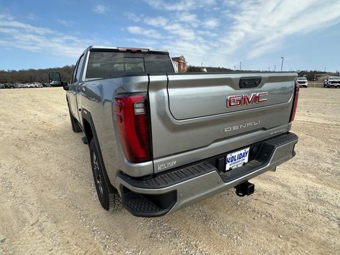 New 2026 GMC Sierra 2500 Denali w/ Denali Reserve Package image 9