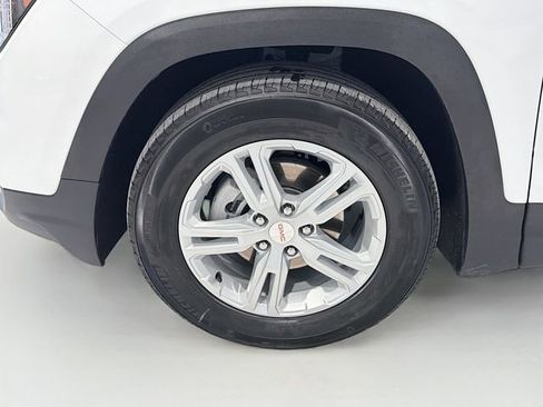 Certified 2024 GMC Terrain SLE w/ Driver Convenience Package image 27