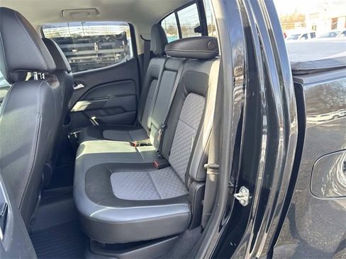 Used 2020 Chevrolet Colorado Z71 w/ Z71 Midnight Edition image 26