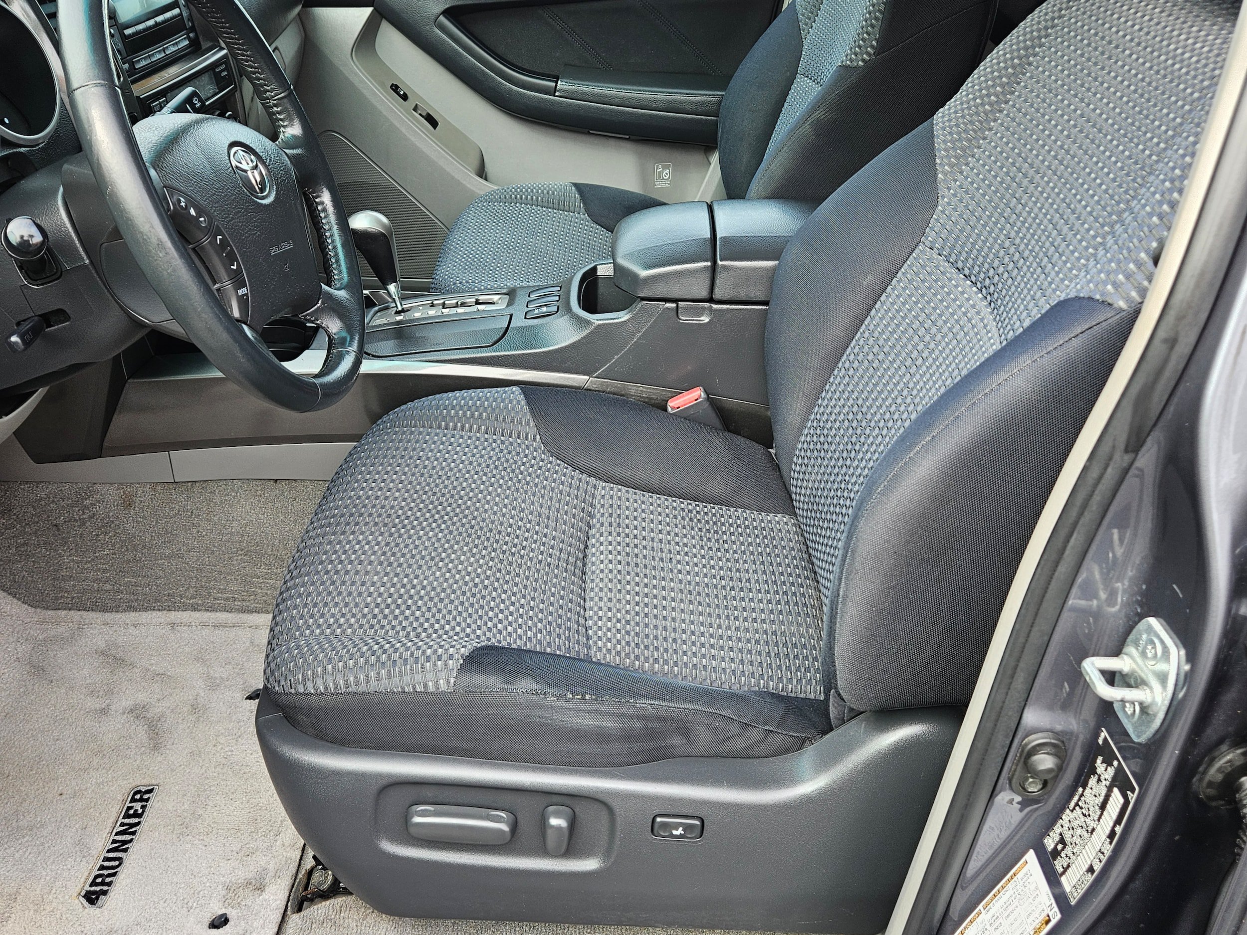 Used 2006 Toyota 4Runner 4WD image 14