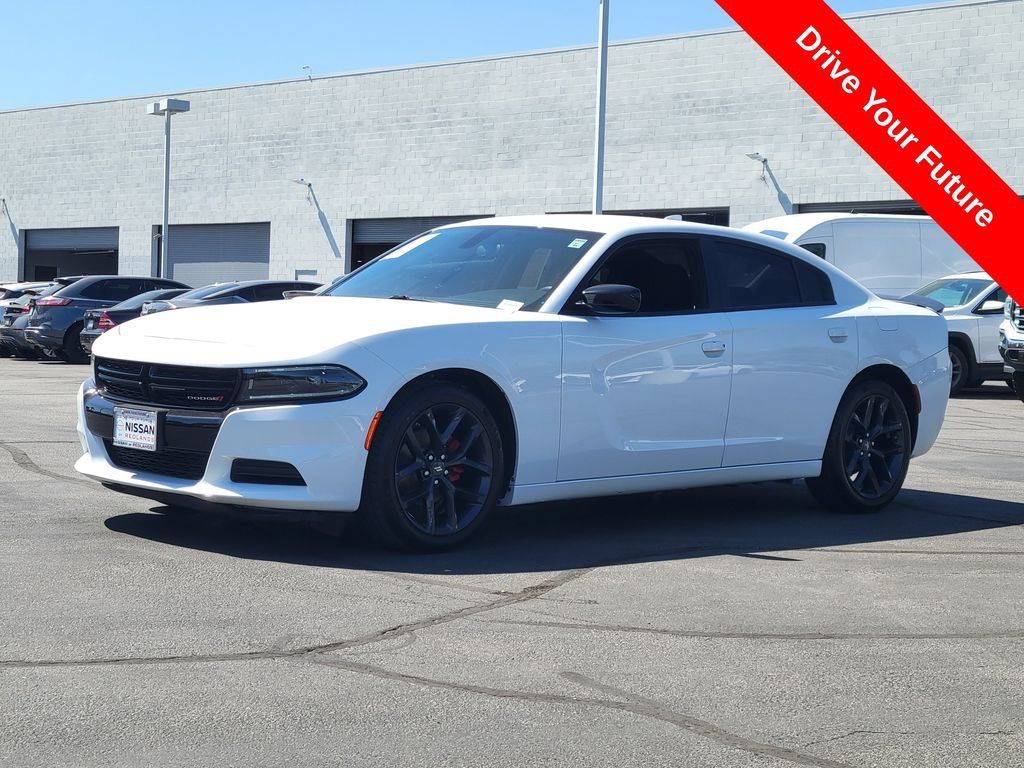 Used 2023 Dodge Charger SXT w/ Blacktop Package RWD image 2