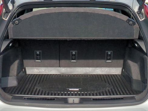 Used 2021 Cadillac XT4 Premium Luxury w/ Cold Weather Package image 34