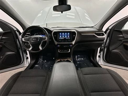 Used 2023 GMC Acadia SLE w/ Driver Convenience Package image 20