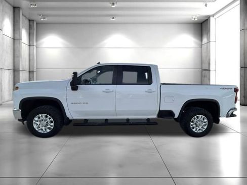 Used 2022 Chevrolet Silverado 3500 LT w/ True North Edition AWD/4WD image 5