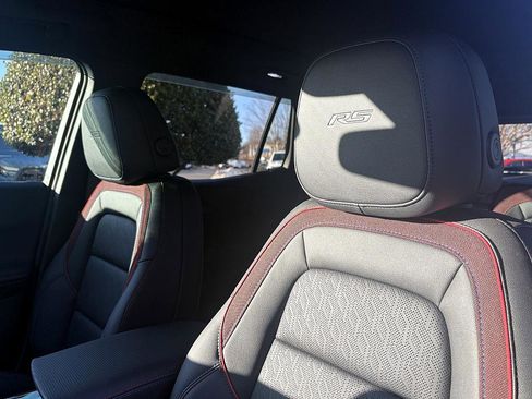 Certified 2025 Chevrolet Equinox RS w/ Convenience Package III image 18