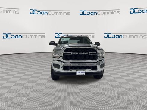Used 2020 RAM 3500 Tradesman w/ Chrome Appearance Group AWD/4WD image 3