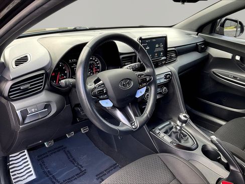 Used 2020 Hyundai Veloster N w/ Performance Package image 12