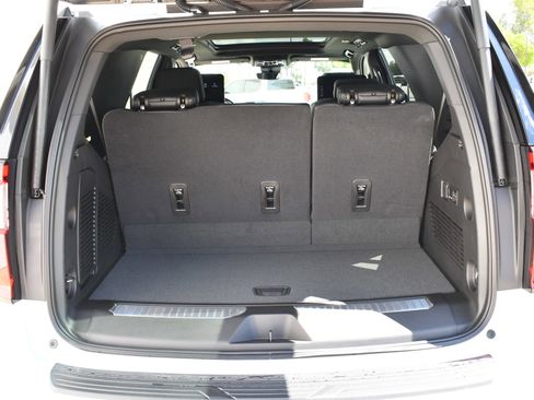 New 2026 GMC Yukon Denali w/ Denali Reserve Package AWD/4WD image 25