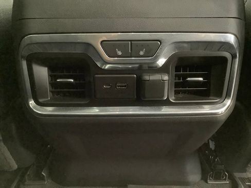 Used 2019 GMC Sierra 1500 SLT w/ SLT Premium Plus Package AWD/4WD image 40