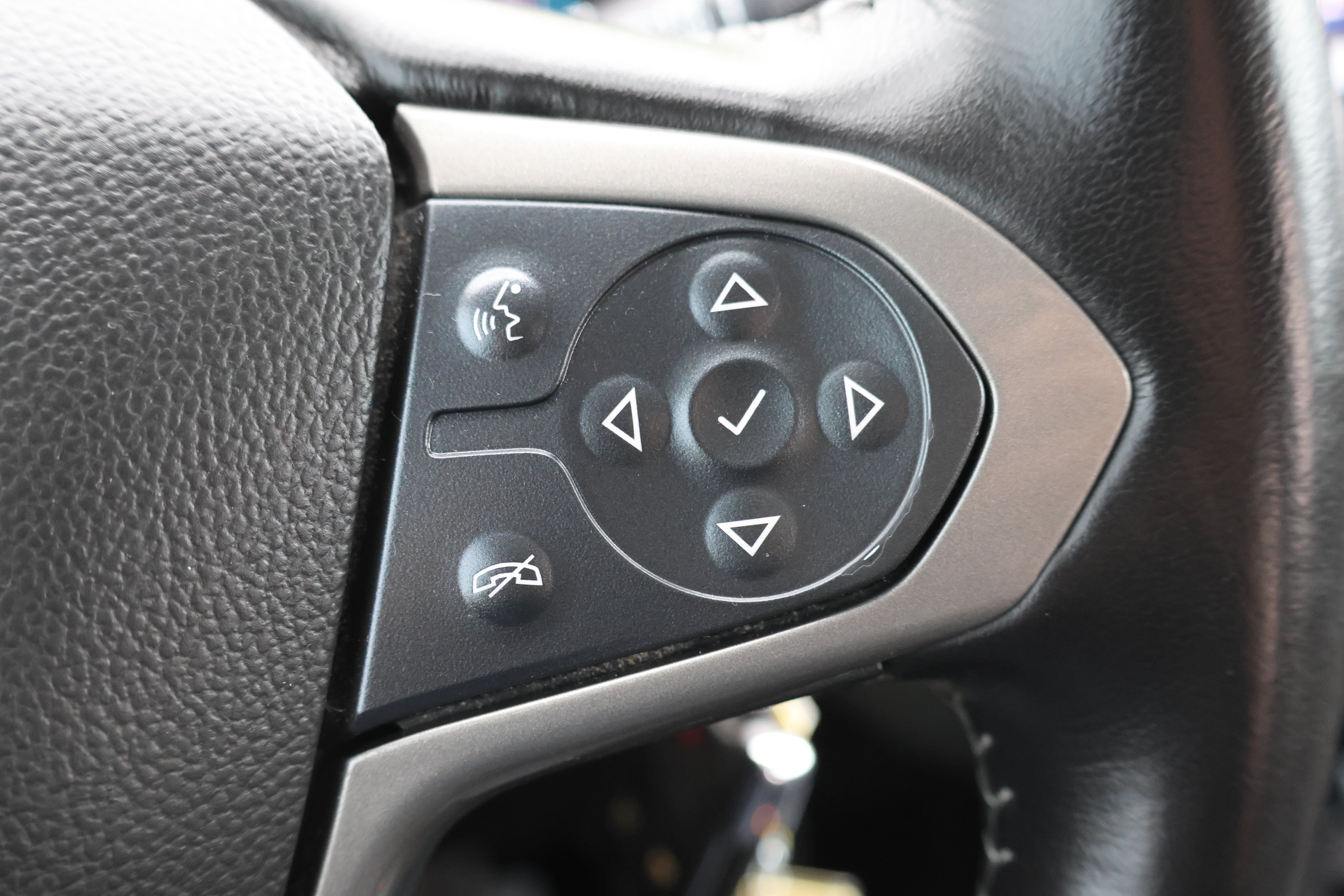 Used 2022 Chevrolet Colorado Z71 AWD/4WD image 29