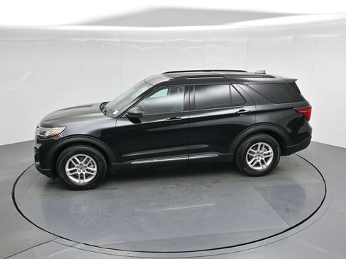 New 2025 Ford Explorer Active w/ Active Comfort Package image 28