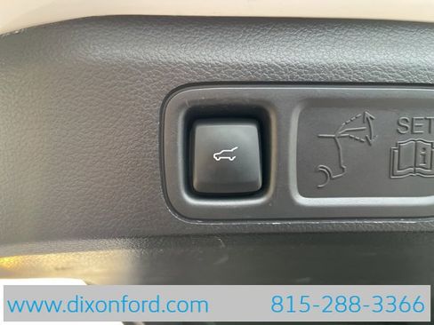 Used 2024 Ford Expedition Max Limited image 29
