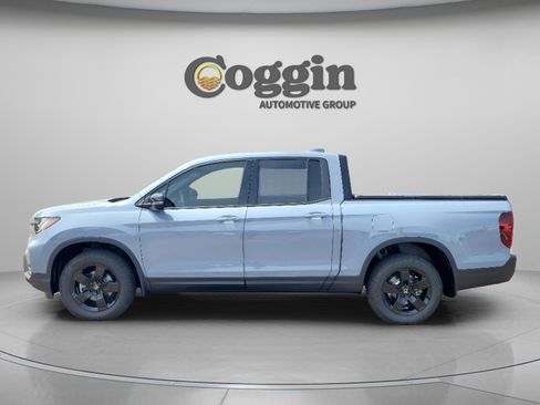 New 2026 Honda Ridgeline Black Edition image 2