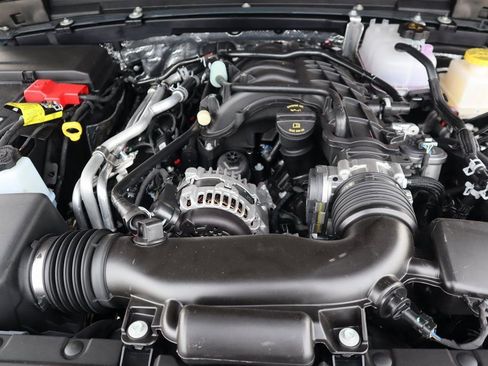 New 2026 Jeep Gladiator Sport AWD/4WD image 18