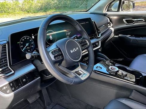 Used 2025 Kia Sportage SX Prestige image 14