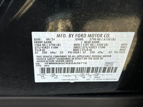 Certified 2025 Ford Explorer ST AWD/4WD image 28