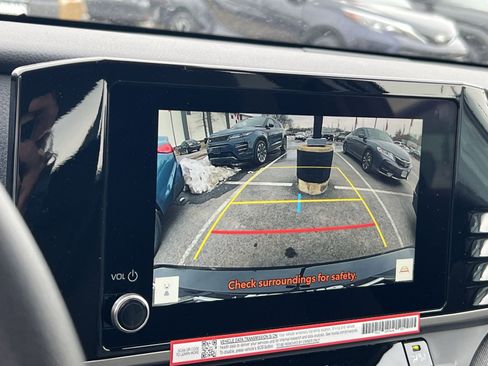 Used 2026 Toyota Camry LE FWD image 22
