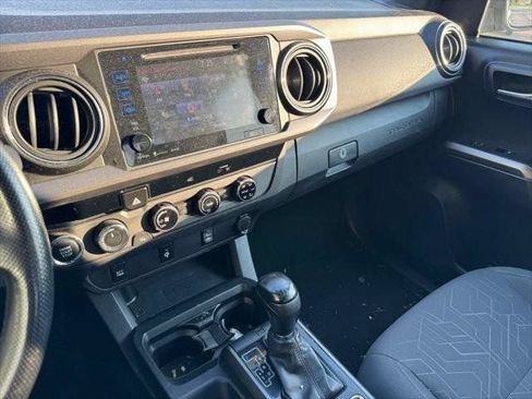 Used 2017 Toyota Tacoma TRD Off-Road w/ Tow Package AWD/4WD image 70