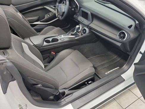 Used 2023 Chevrolet Camaro LT RWD image 17