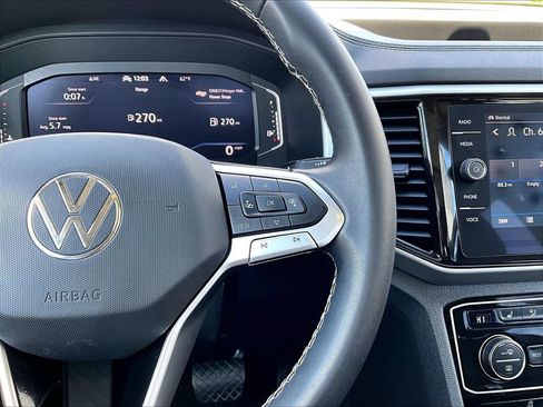 Used 2023 Volkswagen Atlas SE w/ Panoramic Sunroof Package AWD/4WD image 16