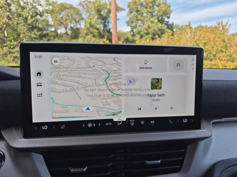 New 2026 Ford Explorer Active w/ Active Comfort Package image 32